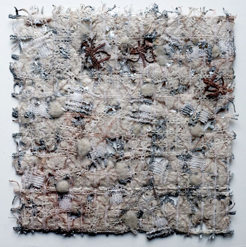 Frammento-tessile-n.2-2004-tessuti-sintetici-e-lana-32x32cm-ok